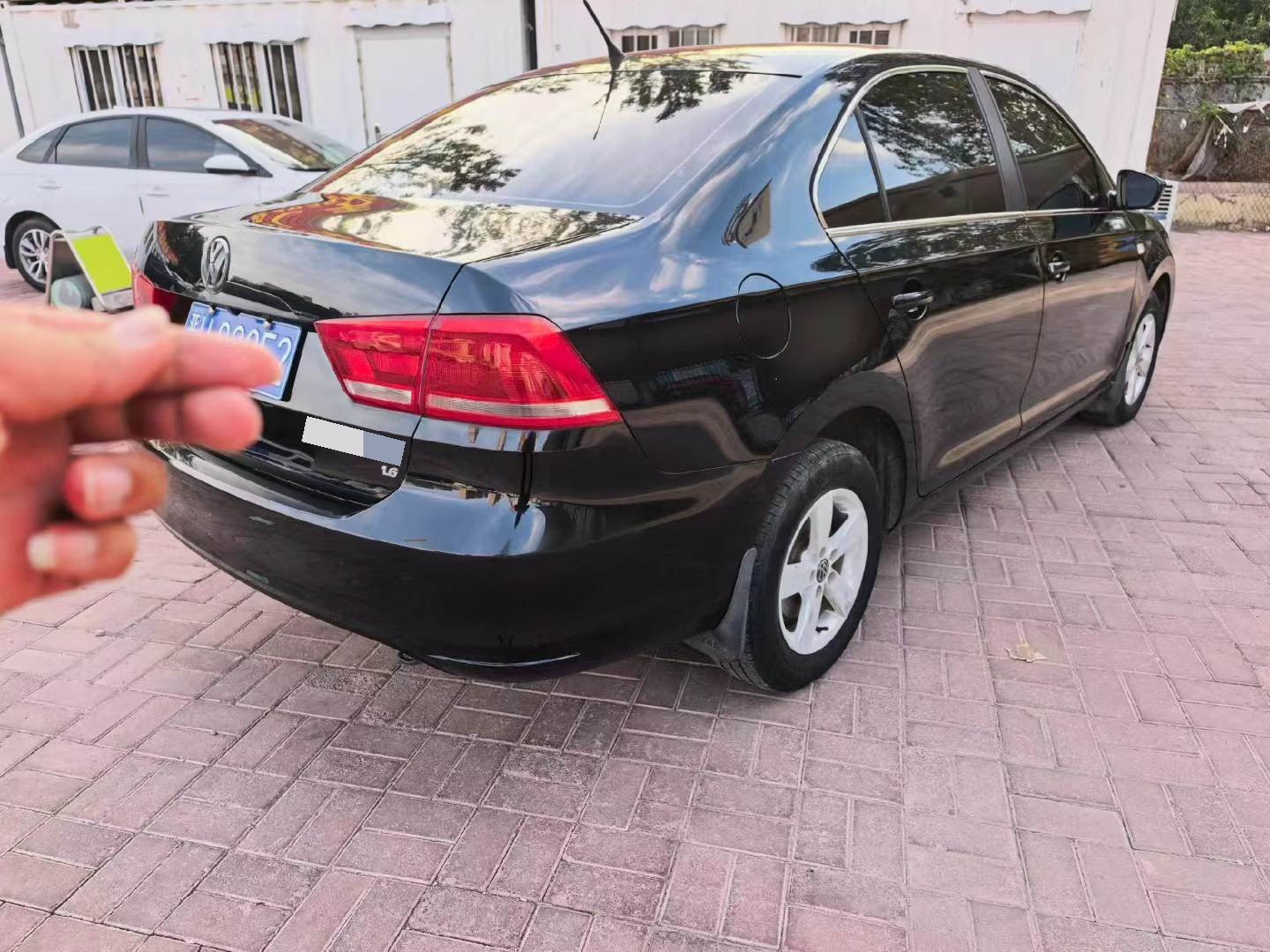 Volkswagen Santana 2014 car image #6