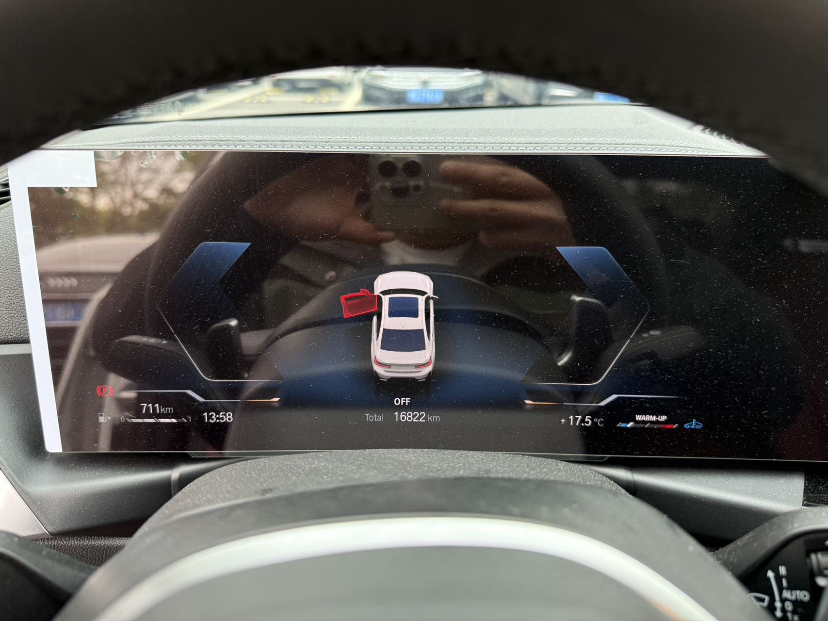 BMW 3 Series 2023 immagine di auto #6