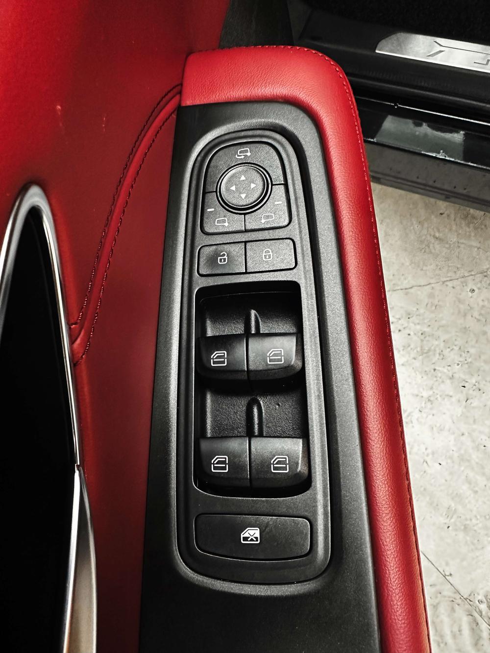 Jetour X70 PLUS 2023 car image #10