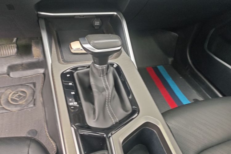 GEELY Emgrand 2023 car image #14