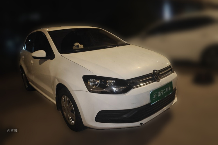 Volkswagen Polo 2015 car image #4