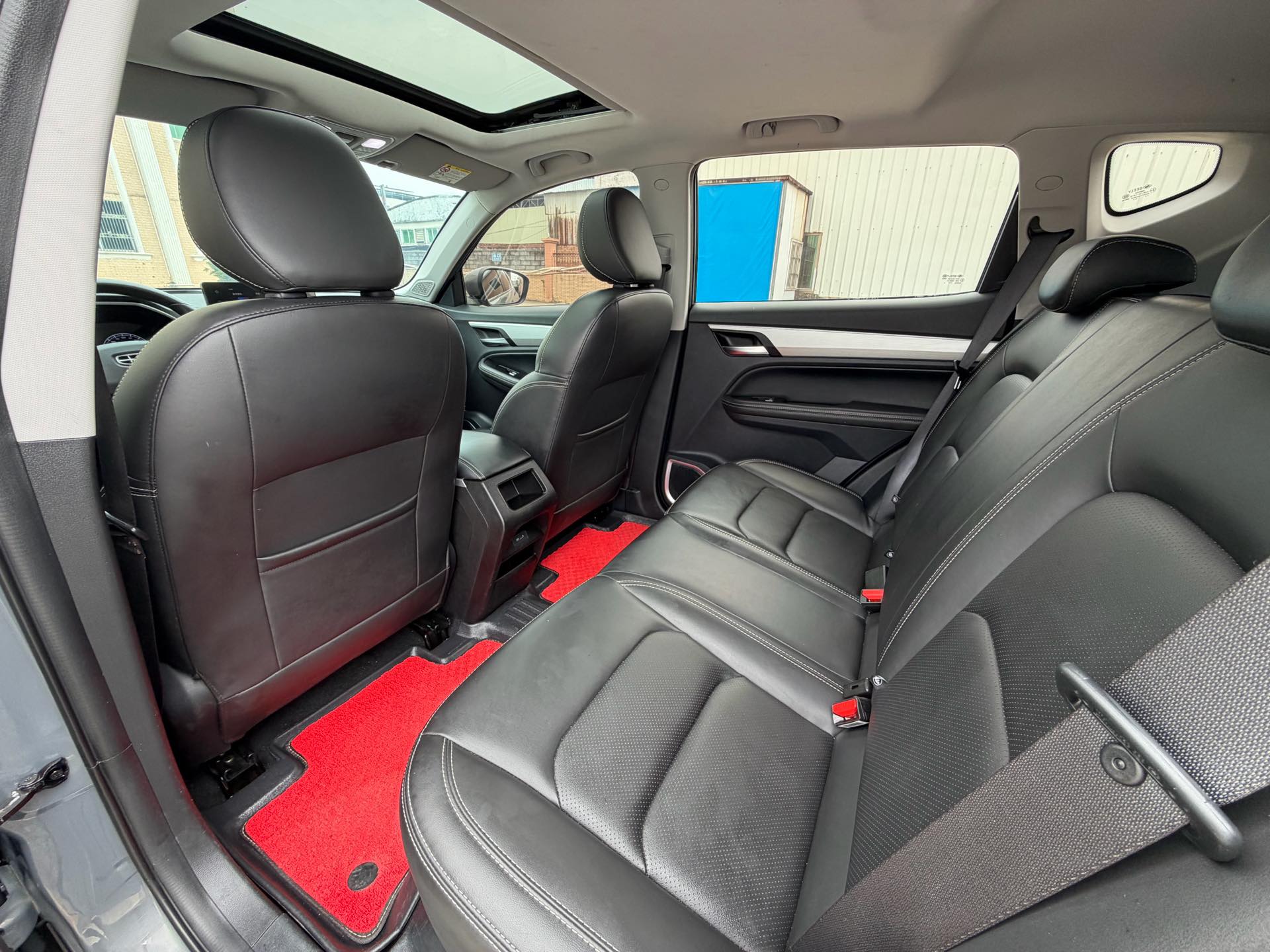 GEELY Vision X6 2021 car image #5