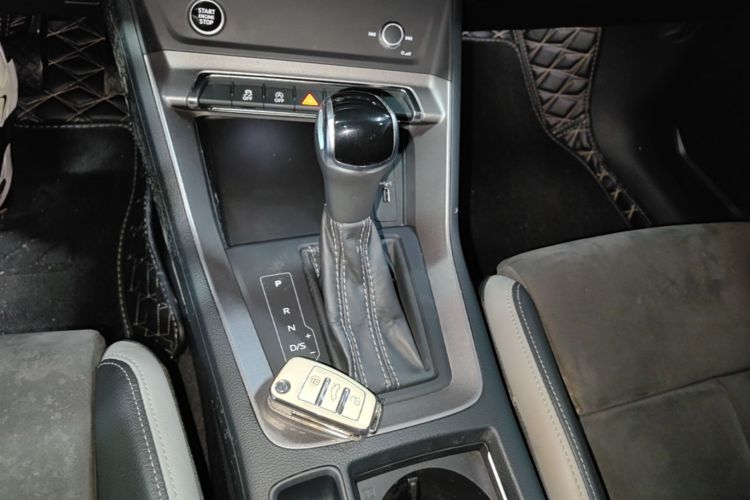 Audi Q3 2020 #14 Audi Q3 2020 изображение автомобиля #14