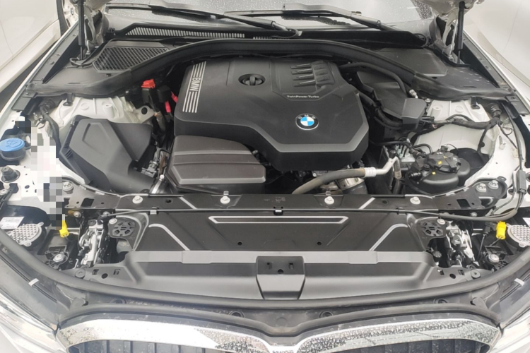 BMW 3 Series 2021 car image #22