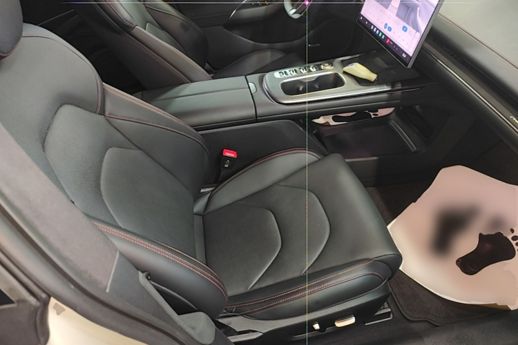 MI SU7 2024 car image #24