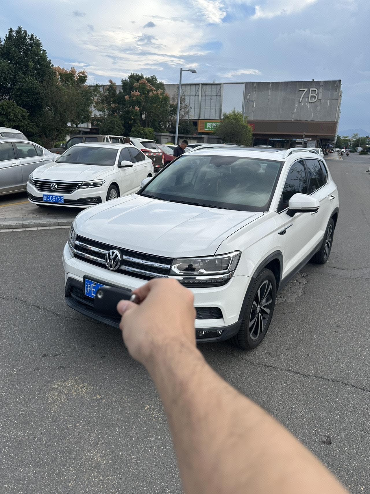 2019 2019 car image