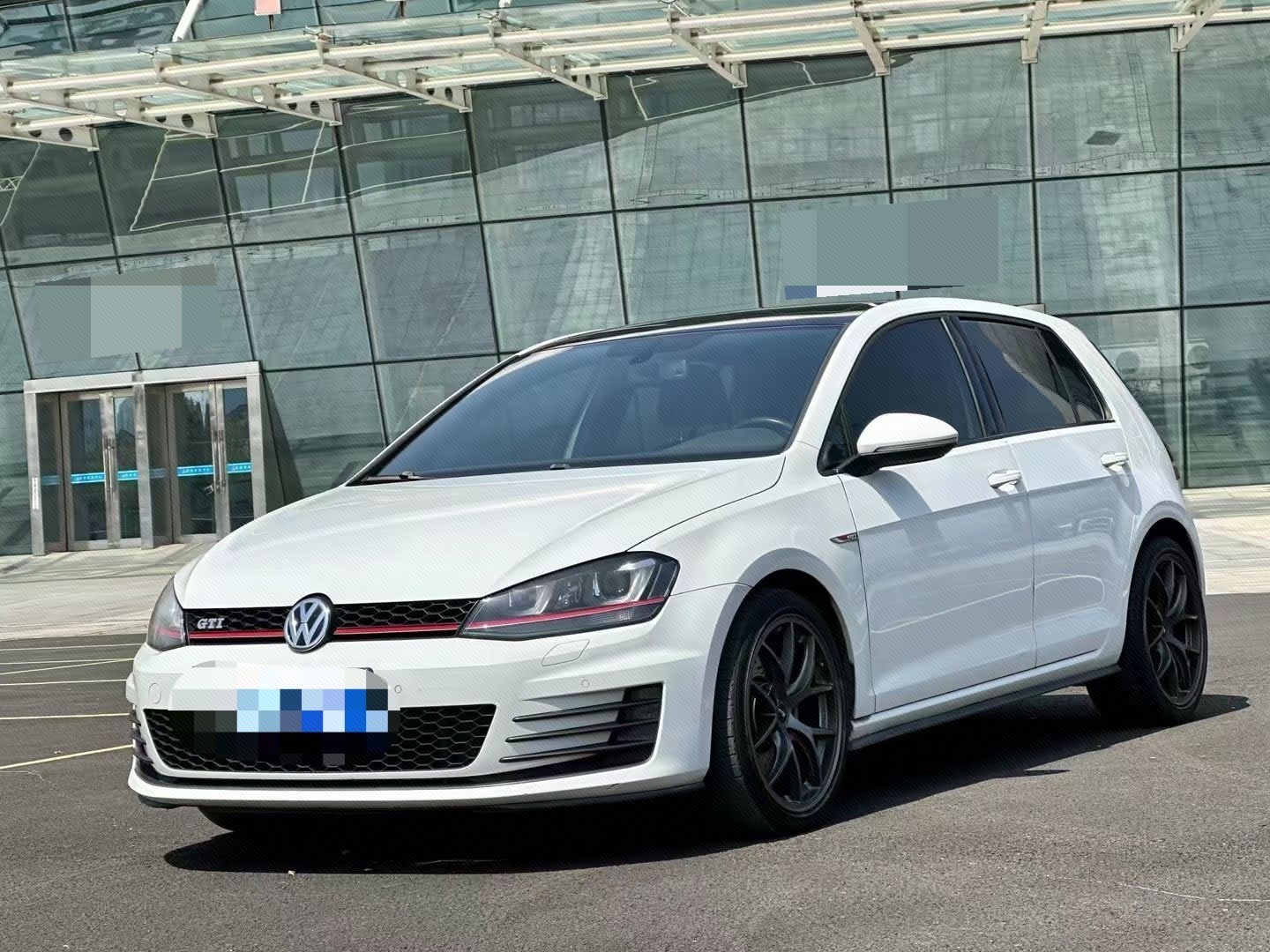 Volkswagen GolfGTI 2016 Volkswagen GolfGTI 2016 car image