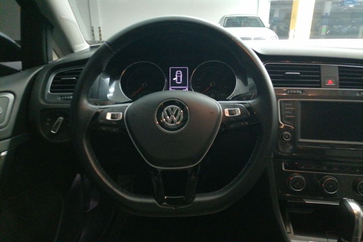 Volkswagen Golf 2017 #15 Volkswagen Golf 2017 car image #15