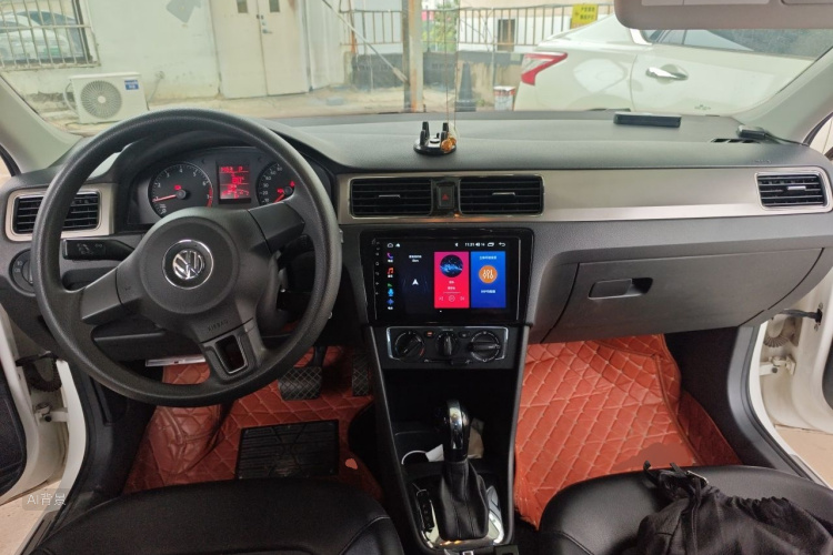Volkswagen Santana 2016 car image #11