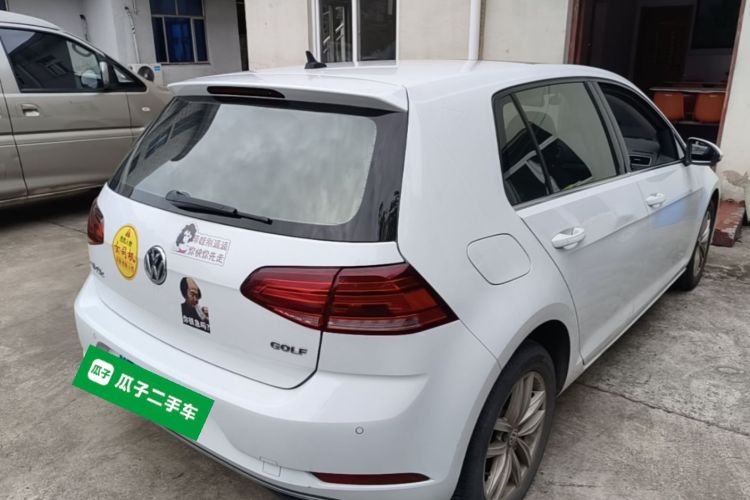 Volkswagen Golf 2019 car image #7