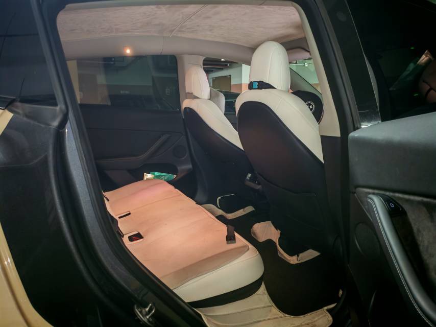 Tesla Model Y 2021 #3 Tesla Model Y 2021 car image #3