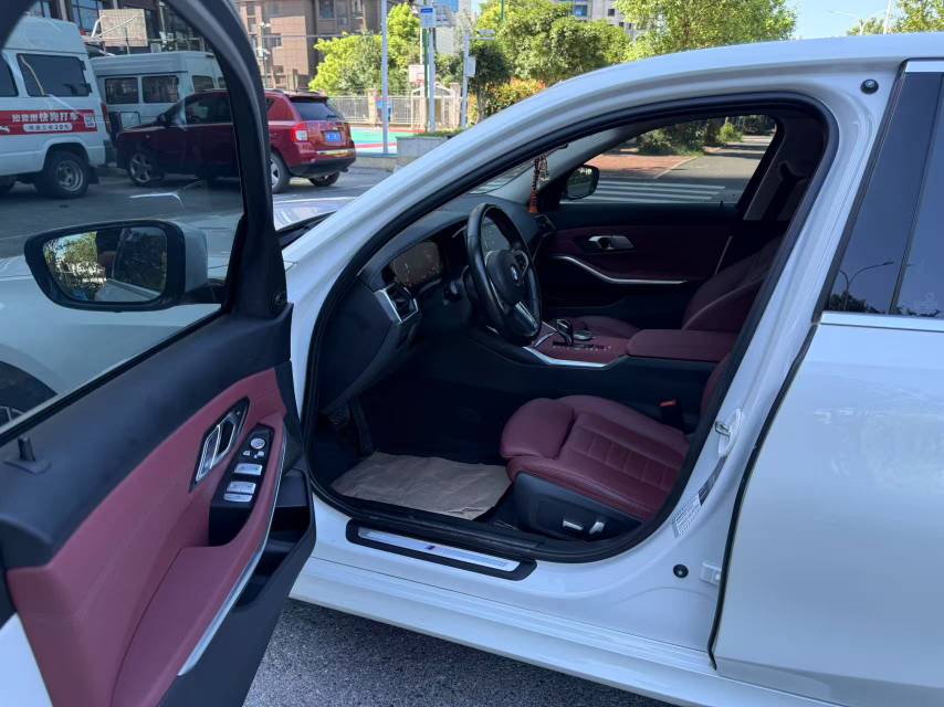 BMW 3 Series 2021 #6 BMW 3 Series 2021 immagine di auto #6