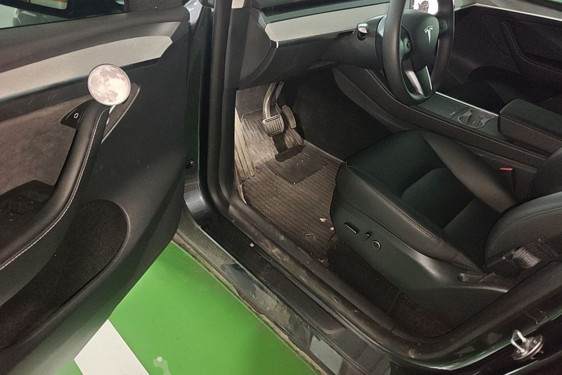 Tesla Model Y 2024 #23 Tesla Model Y 2024 imagen de coche #23