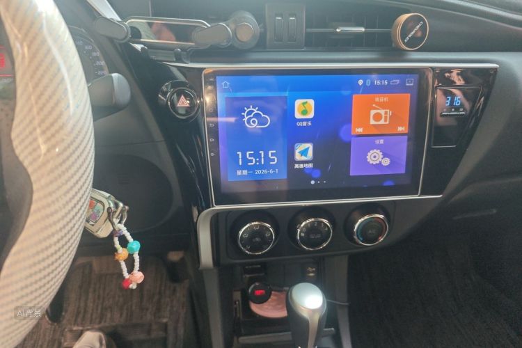 Toyota Corolla 2017 #15 Toyota Corolla 2017 car image #15