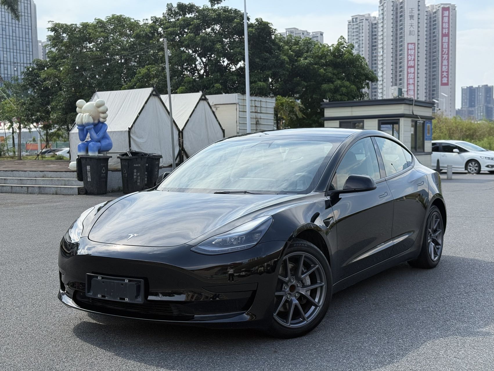 Tesla Model 3 2023 imagem de carro 