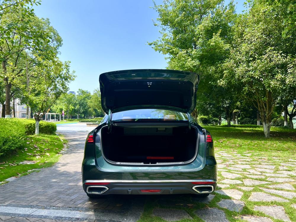 GEELY Emgrand 2025 #7 GEELY Emgrand 2025 car image #7