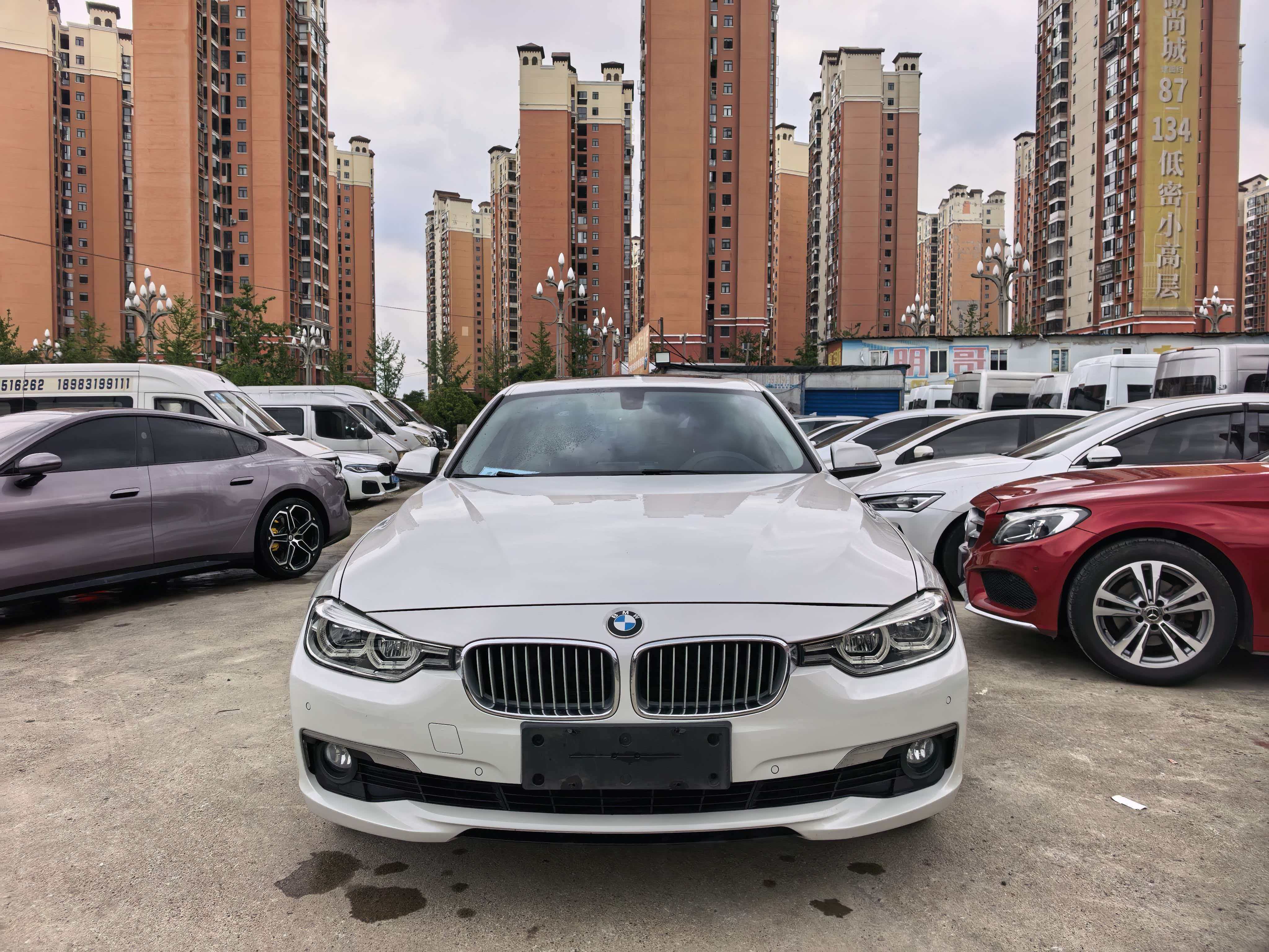 BMW 3 Series 2019 #3 BMW 3 Series 2019 car image #3