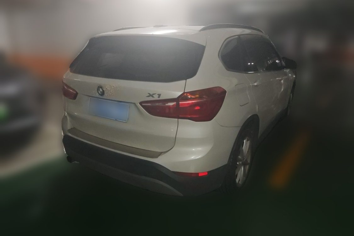 BMW X1 2017 #4 BMW X1 2017 car image #4