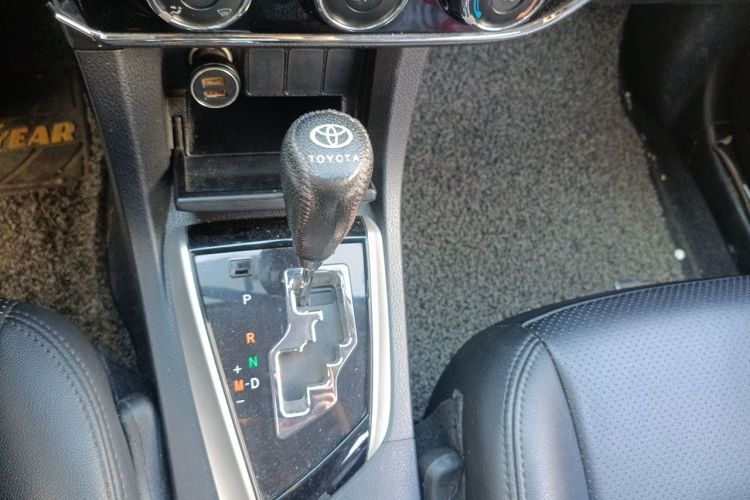 Toyota Corolla 2018 car image #14