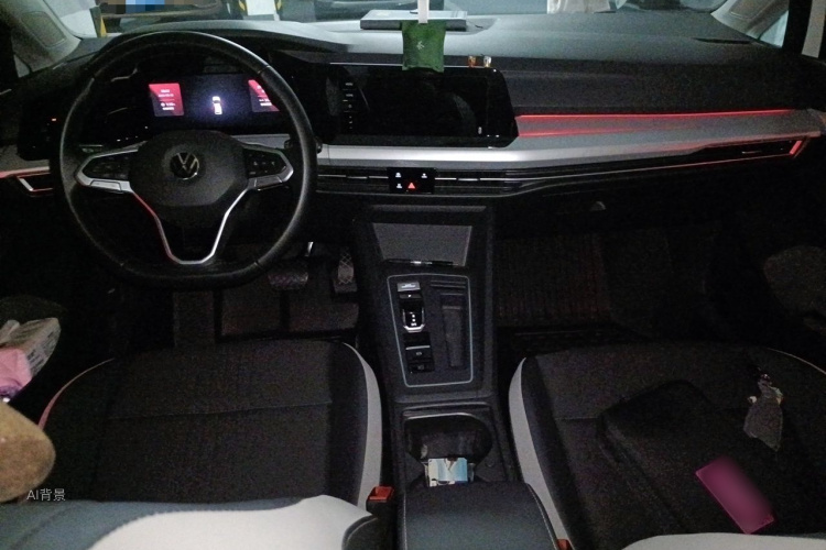 Volkswagen Golf 2020 car image #11
