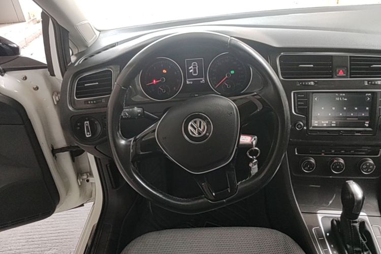Volkswagen Golf 2017 #11 Volkswagen Golf 2017 car image #11
