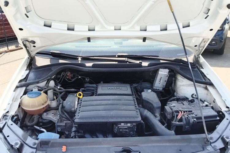 Volkswagen Polo 2018 car image #22