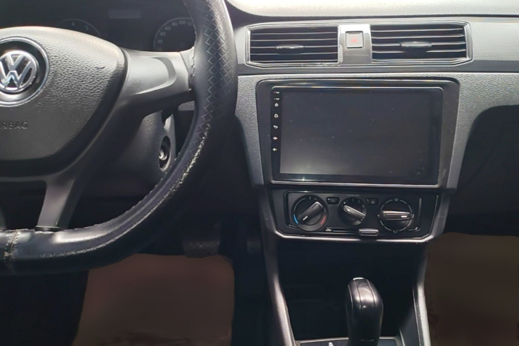 Volkswagen Santana 2019 #10 Volkswagen Santana 2019 car image #10