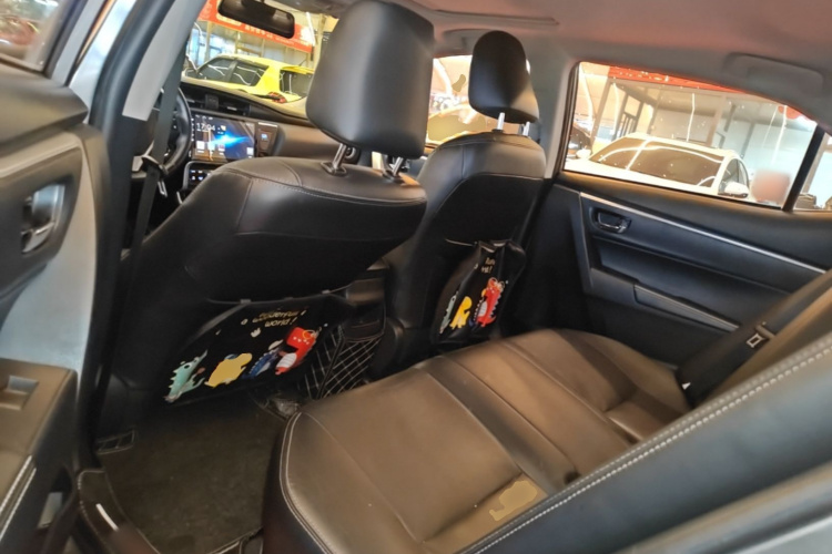 Toyota Corolla 2017 #13 Toyota Corolla 2017 car image #13