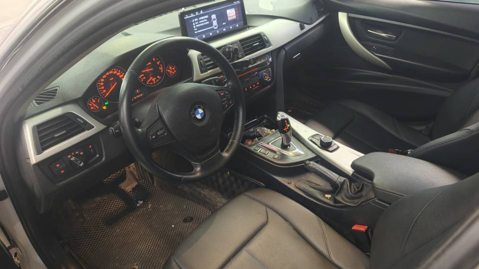 BMW 3 Series 2016 #7 BMW 3 Series 2016 car image #7