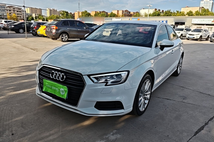 Audi A3 2018 #2 Audi A3 2018 صورة سيارة #2