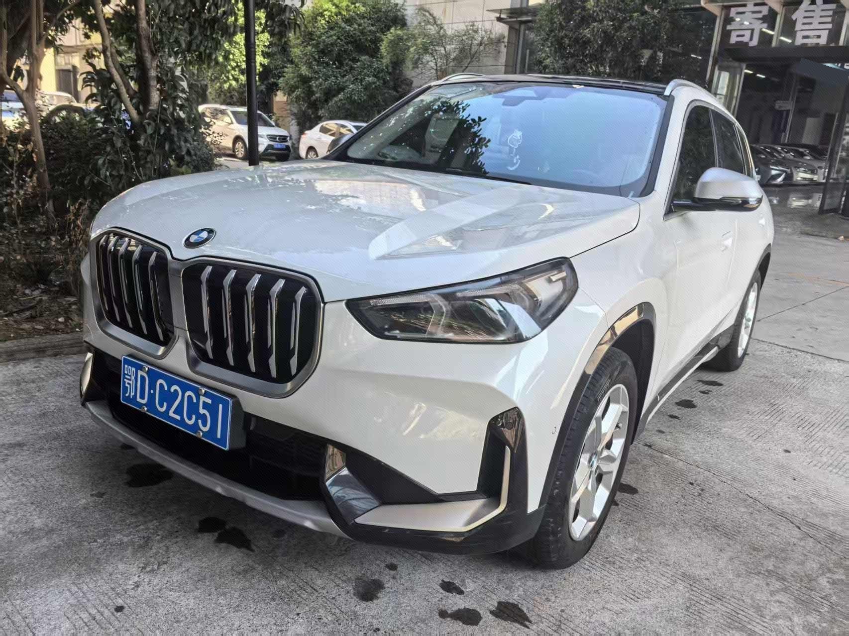 BMW X1 2023 BMW X1 2023 car image