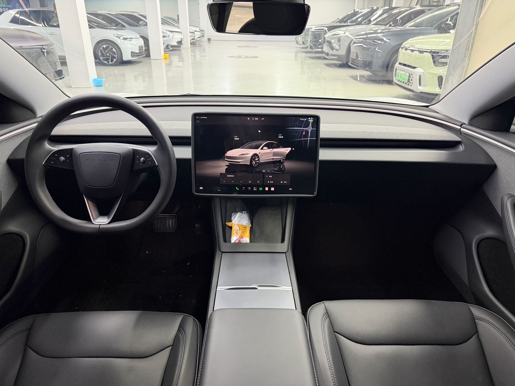 Tesla Model 3 2024 car image #3