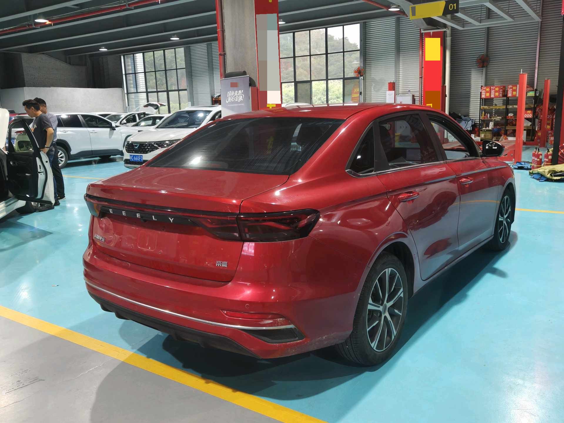 GEELY Emgrand 2021 car image #4