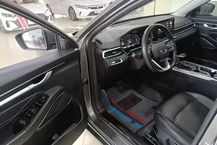 GEELY Emgrand 2021 car image #16