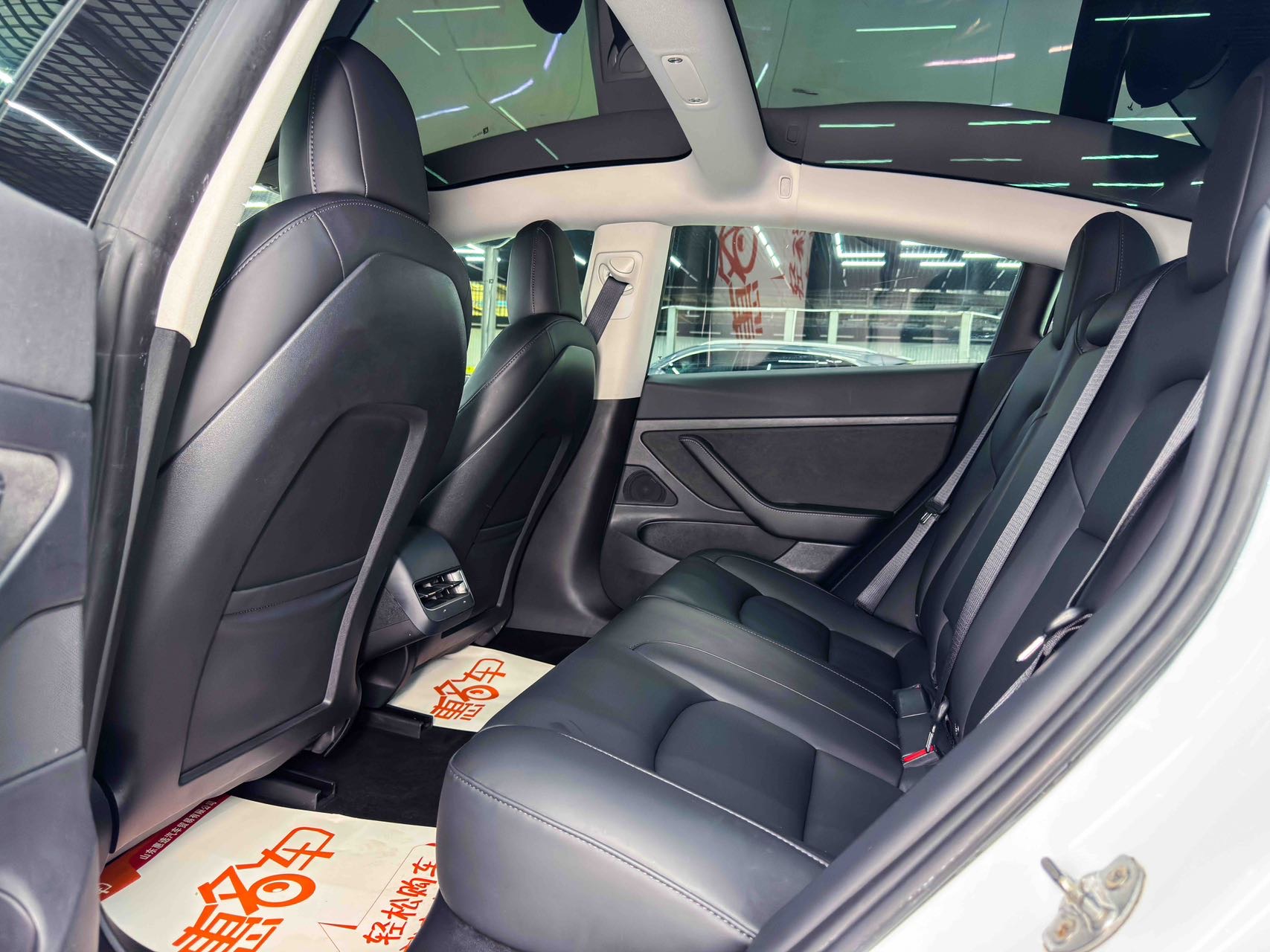 Tesla Model 3 2020 car image #6