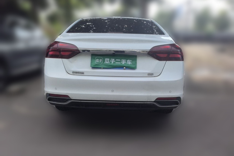 GEELY Emgrand 2019 #4 GEELY Emgrand 2019 car image #4