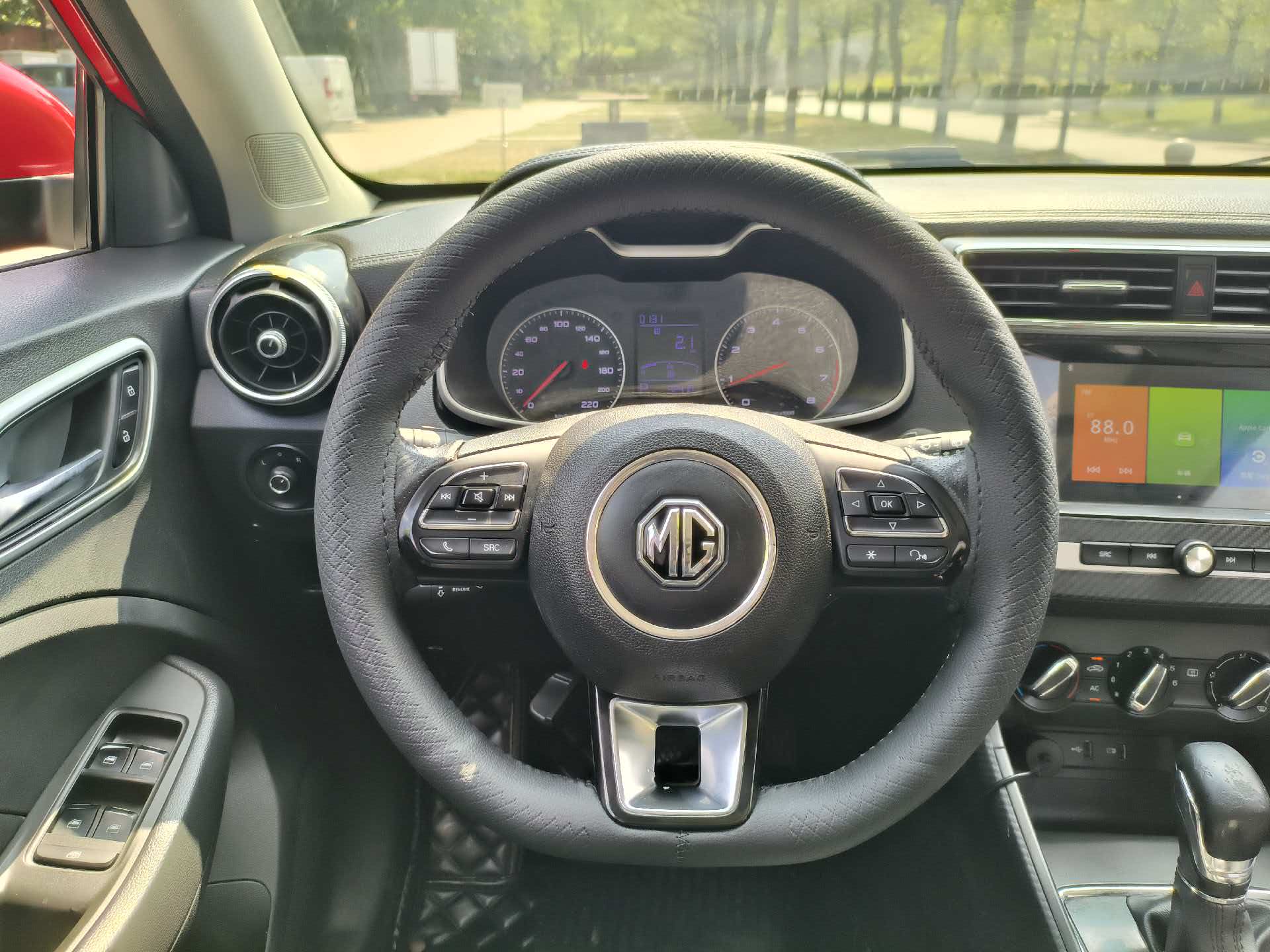 MG ZS 2018 #3 MG ZS 2018 car image #3