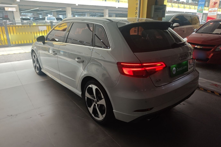 Audi A3 2017 car image #5