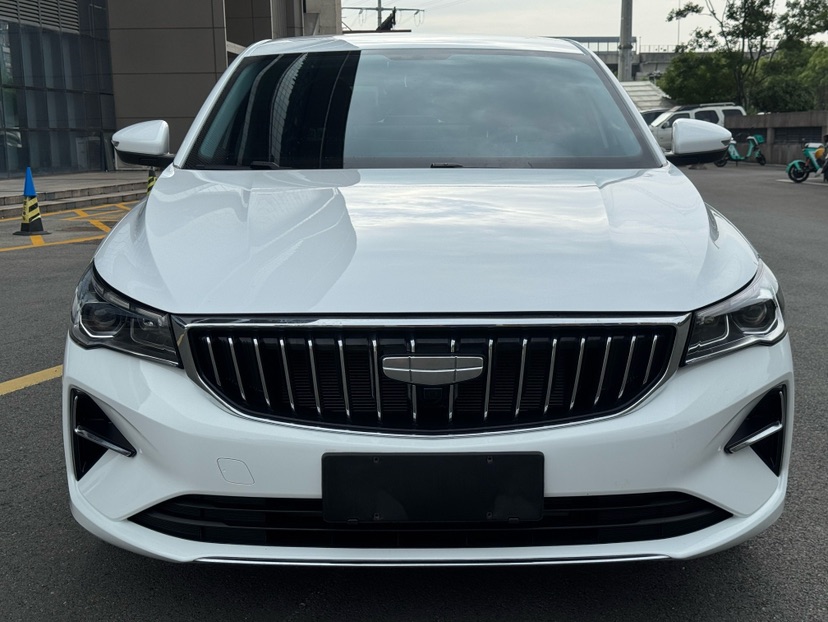 GEELY Emgrand 2024 car image #2