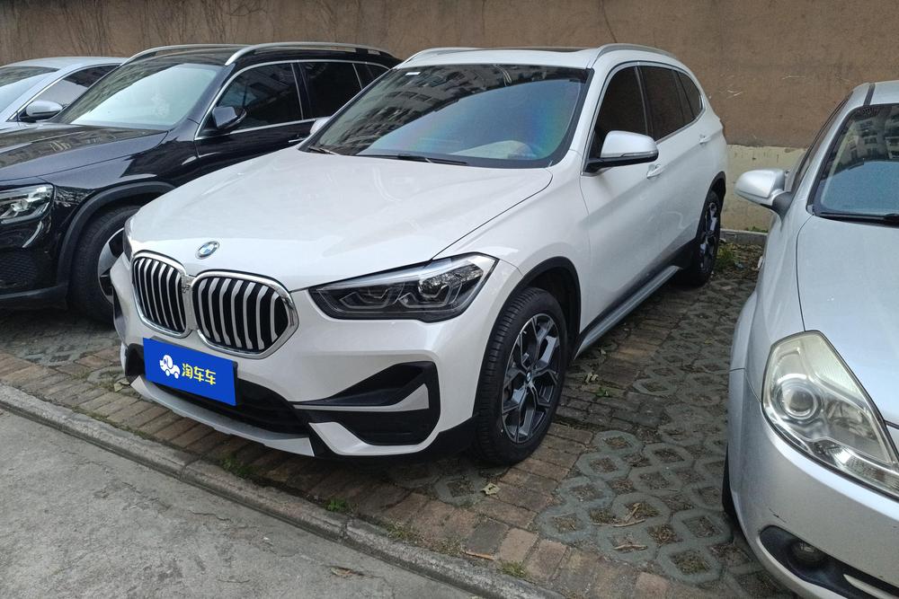 BMW X1 2023 BMW X1 2023 car image