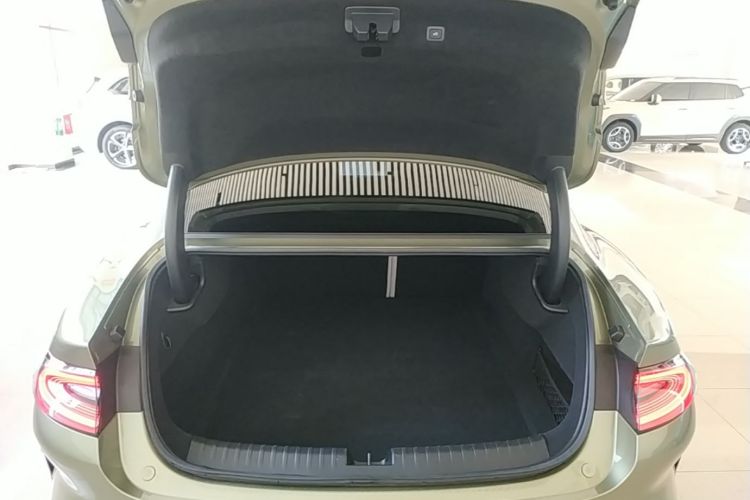 MI SU7 2024 car image #19