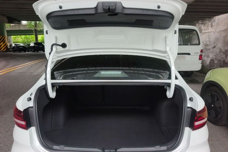 Volkswagen Lavida 2023 car image #19