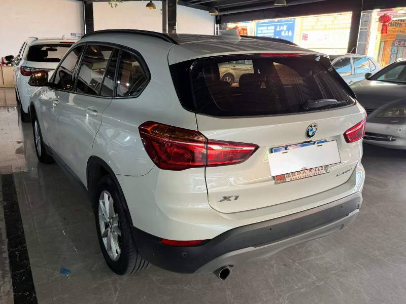 BMW X1 2019 #2 BMW X1 2019 car image #2