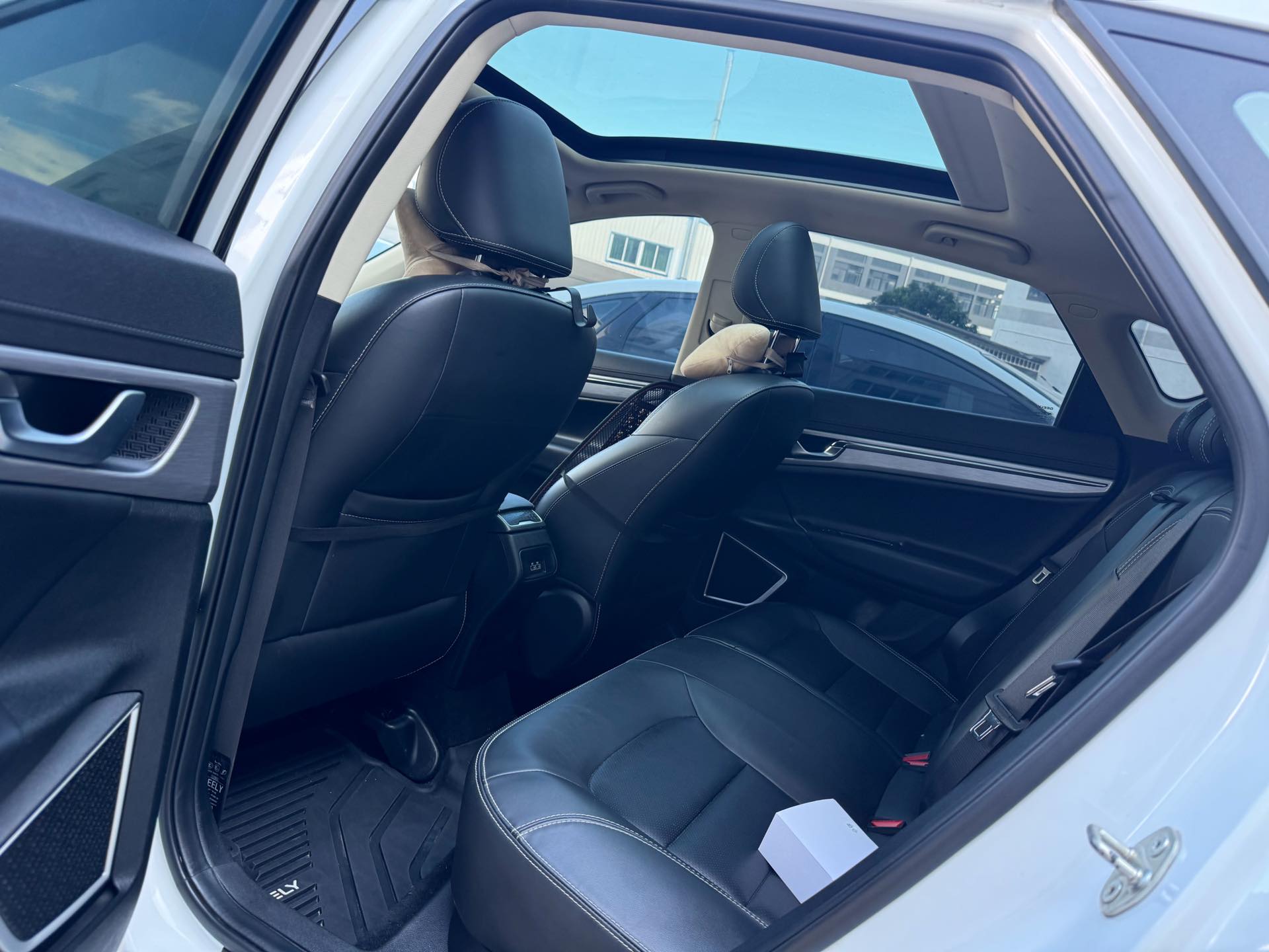 GEELY Emgrand GS 2019 car image #2