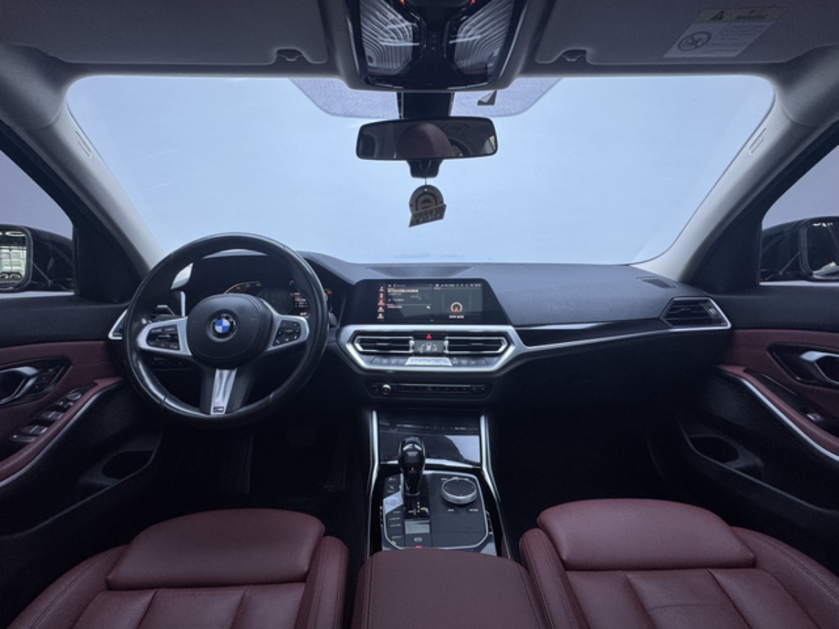 BMW 3 Series 2020 car image #4