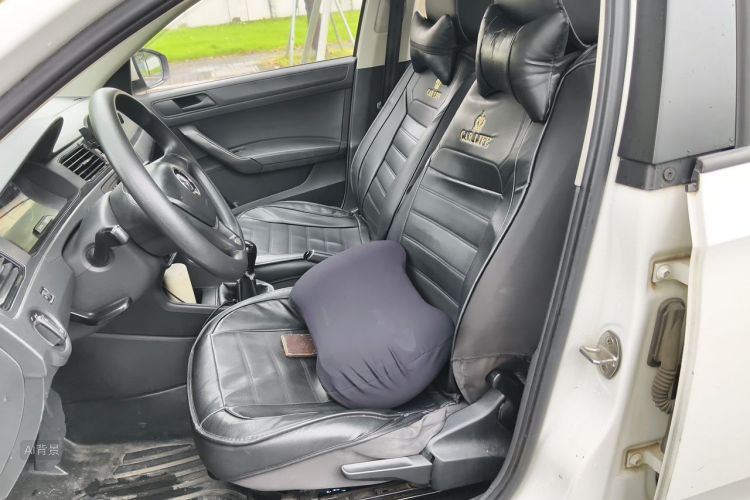Volkswagen Santana 2016 car image #17
