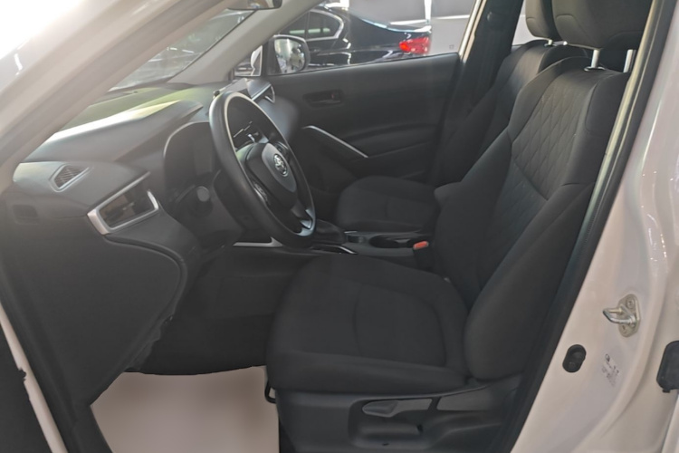 Toyota Corolla Cross 2025 #19 Toyota Corolla Cross 2025 car image #19