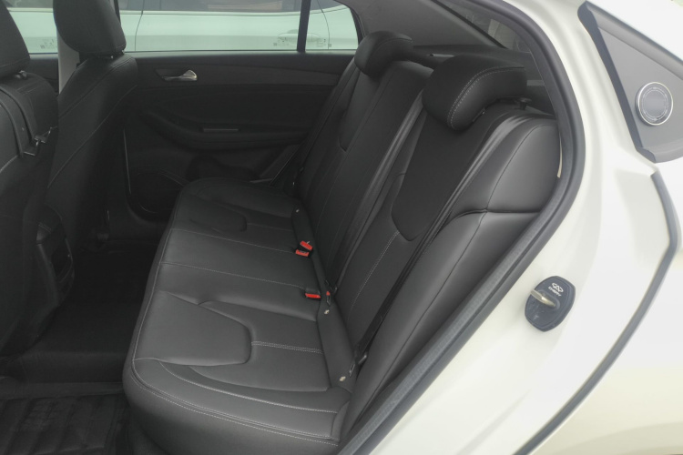 Chery Arrizo 5 2025 imagen de coche #13