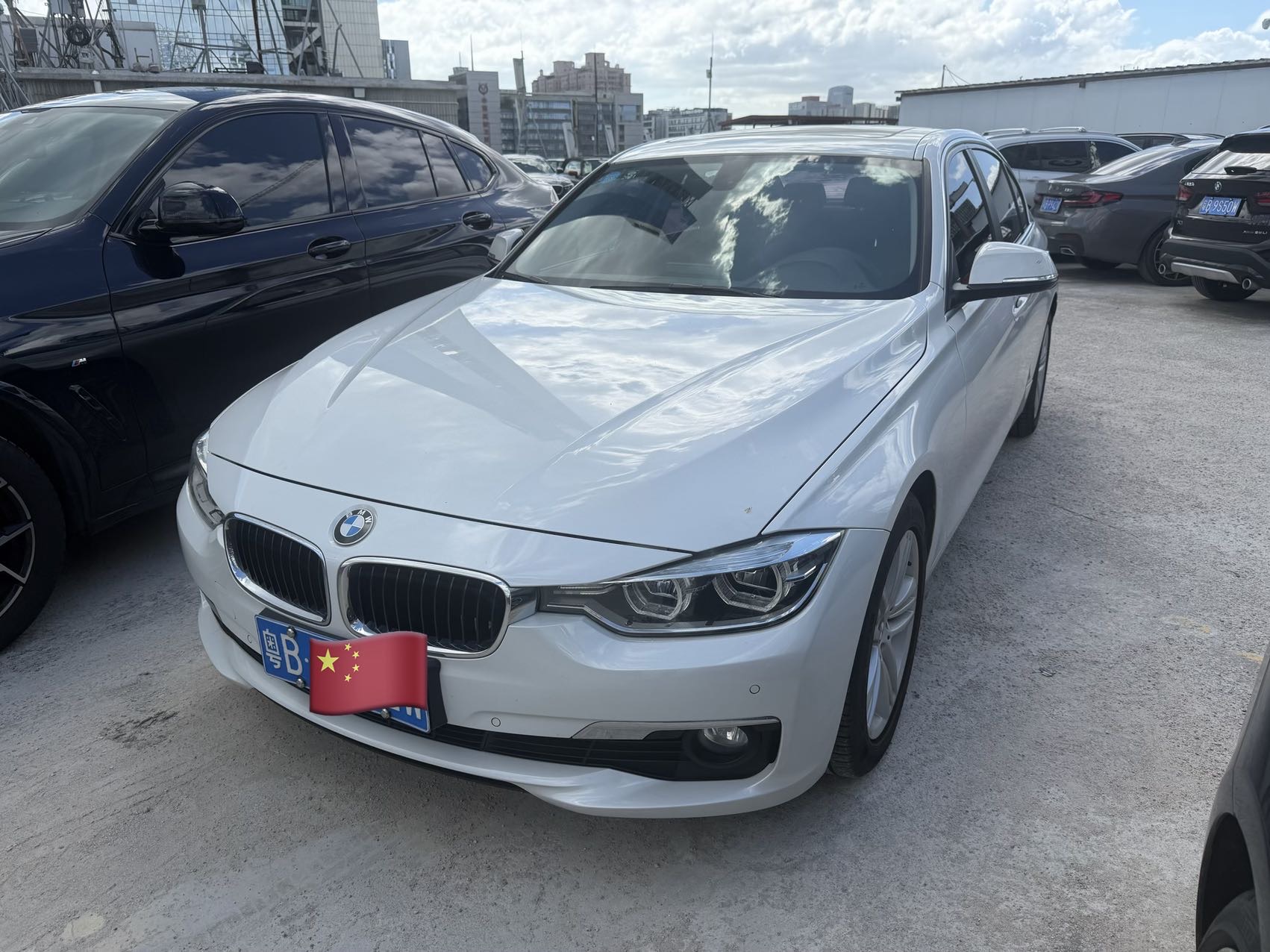 BMW 3 Series 2017 car image #2