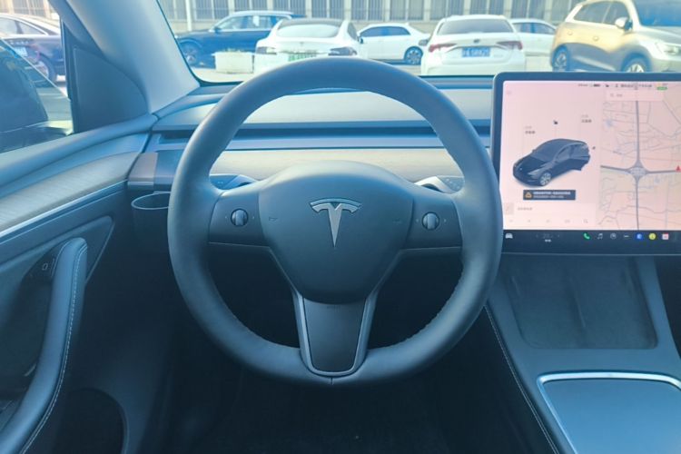 Tesla Model Y 2021 #11 Tesla Model Y 2021 car image #11